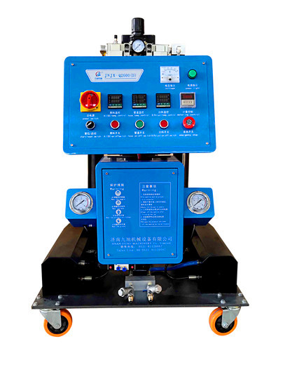 聚氨酯發(fā)泡設(shè)備型號(hào)：JNJX-Q2600(D)型